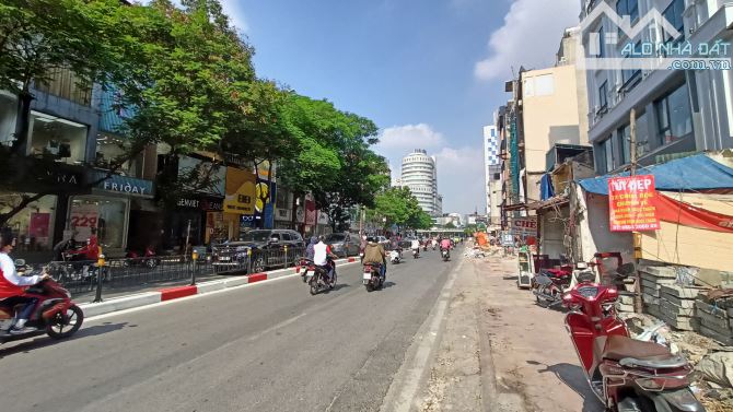 BÁN ĐẤT MẶT PHỐ CHÙA BỘC ĐỐNG ĐA - LÔ GÓC - VỈA HÈ RẤT RỘNG - 55M2 GIÁ 27.5 TỶ