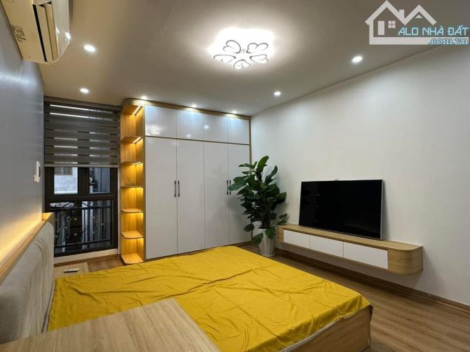4 TẦNG - MẶT PHỐ KIM NGƯU - VỊ TRÍ ĐẸP NHẤT PHỐ - KINH DOANH SẦM UẤT - 1