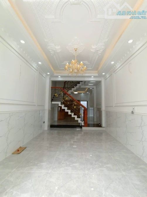 Bán nhà mới Decor siêu đẹp-Đường 100 Bình Thới giá 5tỷ650 có sổ 66m2 gần CoopMart Phú Thọ - 1