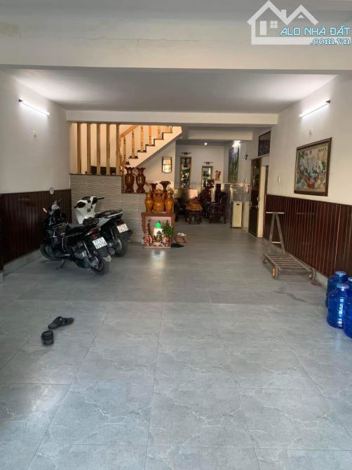 Bán_nhà mặt tiền Phường Trần Quang Diệu , TP. Quy Nhơn- Đường Lạc Long Quân 4 tỷ - 1