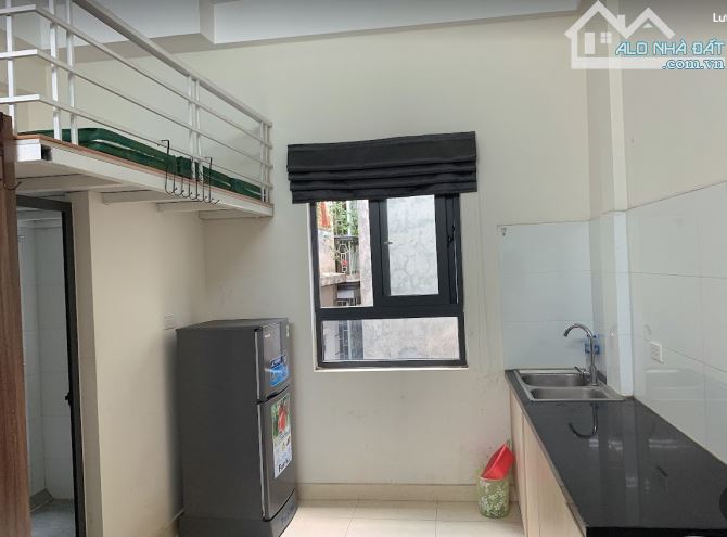 Cho Thuê CCMN Ngõ 94  Ngọc Khánh Ba Đình 30m2 Studio Gác Xép Full Nội Thất , Thang Máy Gần - 1