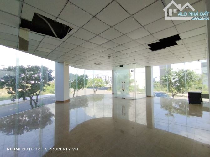 Cho thuê Toà nhà Văn phòng Hoà Xuân (242m2/ sàn, 5 tầng) chuyên nghiệp giá HOT | K-PROPERT
