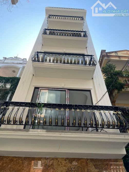 Bán nhà rẻ đẹp, khu Quốc Bảo, Tựu Liệt, Thanh Trì, 40m2, 5 tầng, 2 mặt thoáng, ô tô đỗ cửa