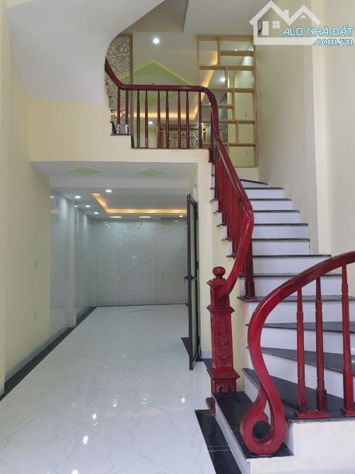Bán nhà rẻ đẹp, khu Quốc Bảo, Tựu Liệt, Thanh Trì, 40m2, 5 tầng, 2 mặt thoáng, ô tô đỗ cửa - 1