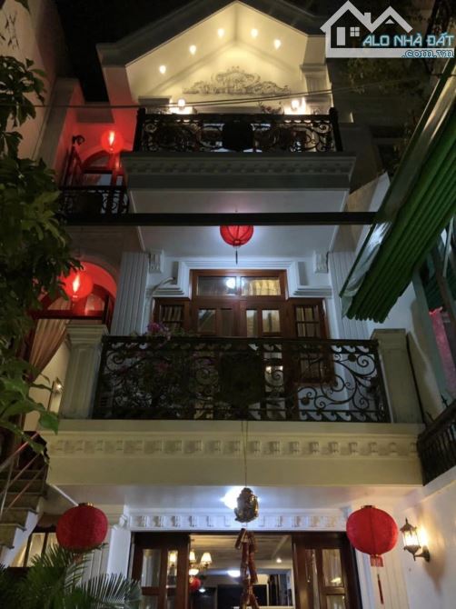Biệt thự Gò Vấp cách mặt tiền Lê Văn Thọ chỉ 30m diện tích đẹp giá tốt nhất thị trường - 1