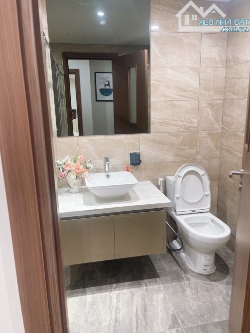 Cho thuê căn hộ 2PN2WC The Matrix One Mễ Trì, 87m2, full nội thất, giá 22tr/tháng - 2