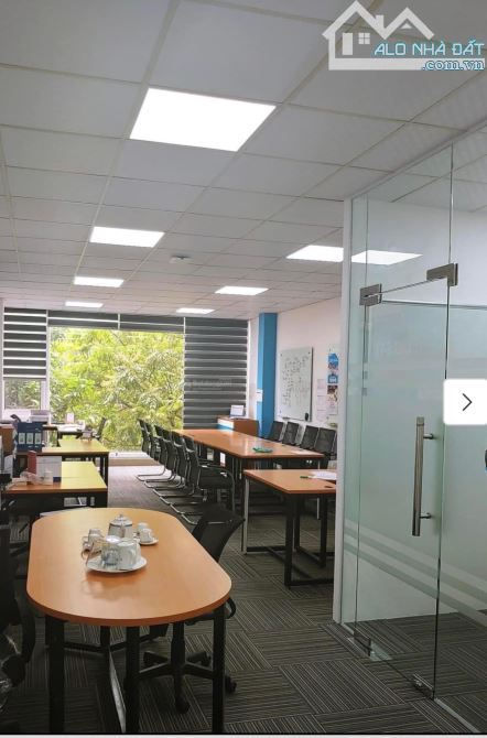 Chỉ có 1 căn - mặt phố Nguyễn Thị Định - 91.5m2 - chỉ 42 tỷ - 8 tầng thông sàn 1 hầm - 2