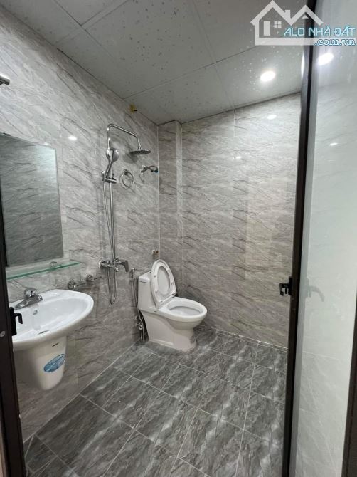 Bán nhà rẻ đẹp, khu Quốc Bảo, Tựu Liệt, Thanh Trì, 40m2, 5 tầng, 2 mặt thoáng, ô tô đỗ cửa - 3