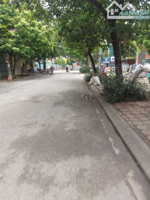 Bán nhà Quốc Bảo Tựu Liệt . ngọc hồi giải. phóng Hà Nội . ô tô đỗ cửa  40m x 5 tầng - 7