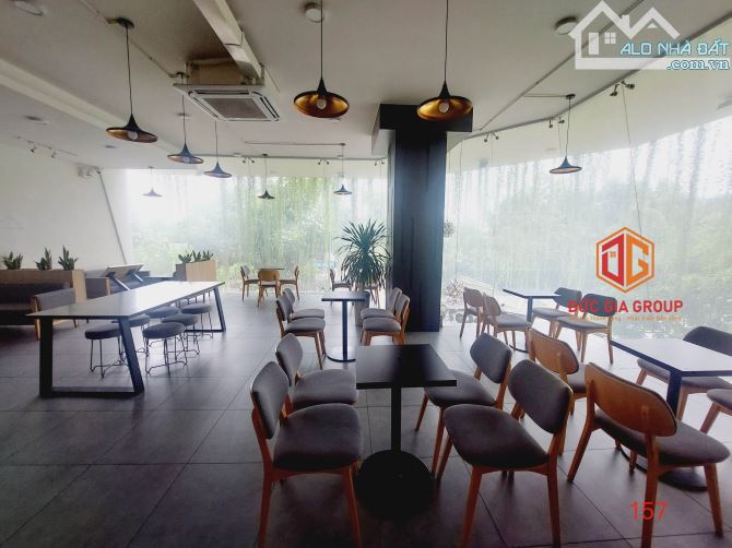 Biệt thự góc 2 mặt tiền siêu VIP khu dân cư D2D; sổ hồng 1 trệt 4 lầu ngang 10m giá 32 tỷ - 6