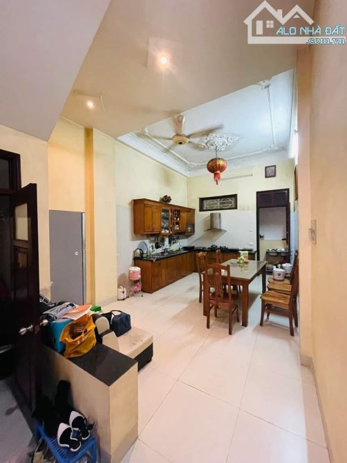 Bán Nhà Phạm Tuấn Tài, Cầu Giấy, Phân Lô, 62m2, 4 tầng, giá 12 tỷ - 1