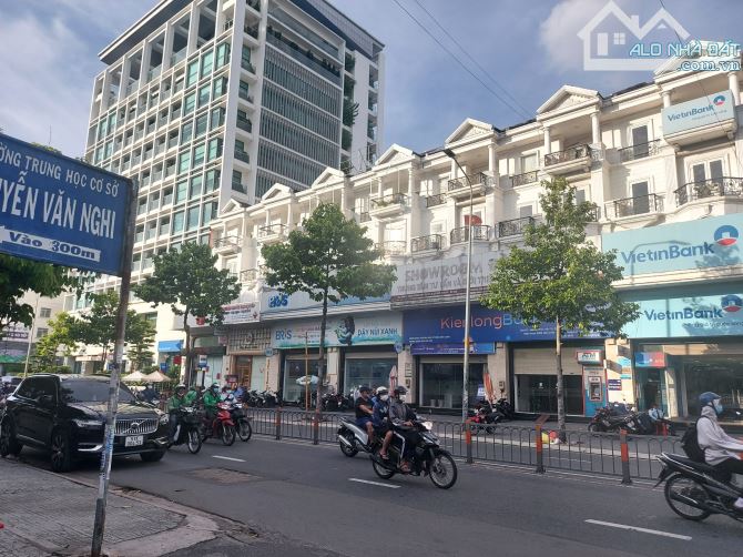 Bán nhà ngay ermart Phan Văn Trị - Phạm Văn Đồng 60M Hẻm xe hơi thông - 2
