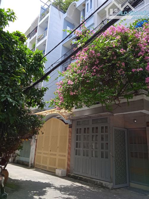 Giảm sốc 2 tỷ bán nhanh nhà 266/82 đường Tô Hiến Thành quận 10(4,3x18m) 4 tầng