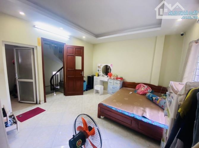 BÁN NHÀ 5 TẦNG GIÁP NHỊ, 32M2, MẶT TIỀN 5M, GIÁ 2.98 TỶ( CÓ BỚT). - 1