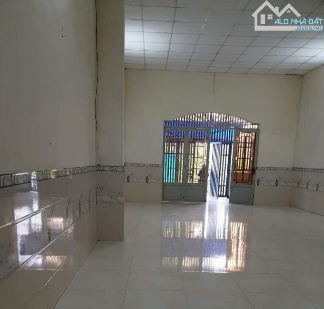 Cần bán gấp căn nhà cấp 4 đang cho thuê ngay Thới Tam Thôn, Hóc Môn. 750tr, sang tay ngay - 2