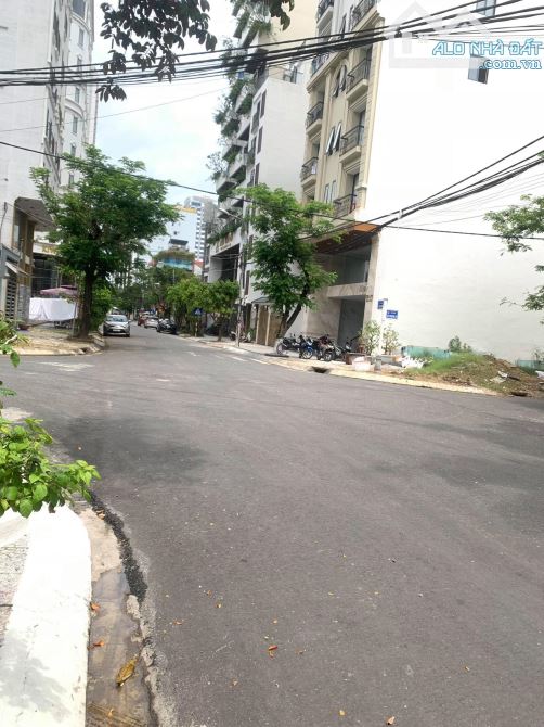 Bán lô Nguyễn Xuân Khoát , 80m2 - Giá 7,5 tỷ