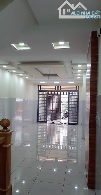 Xử lí nợ bank bán nhà Dương Quảng Hàm P5, dt 4x28m T3L,hẻm xe tải thông.Giá chỉ 9ti. - 1