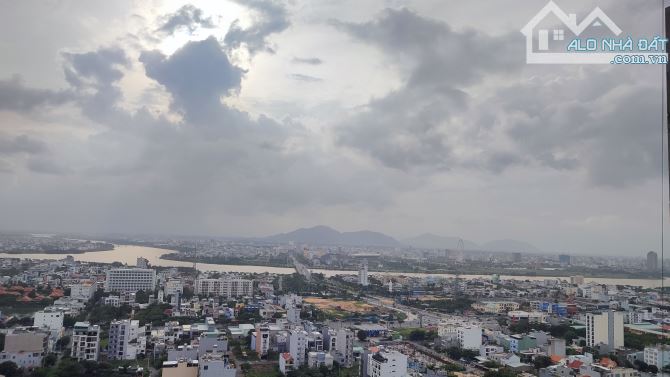 Bán căn hộ 2 phòng ngủ, tầng 28 view sông Hàn, trung tâm TP Đà Nẵng, cách biển Mỹ Khê 300m - 2