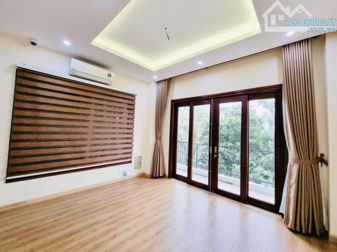 MẶT PHỐ YÊN HOA, TÂY HỒ- KD- GARA-TM-VIEW HỒ TÂY:50M X6T, MT 4M, GIÁ 24 TỶ - 4