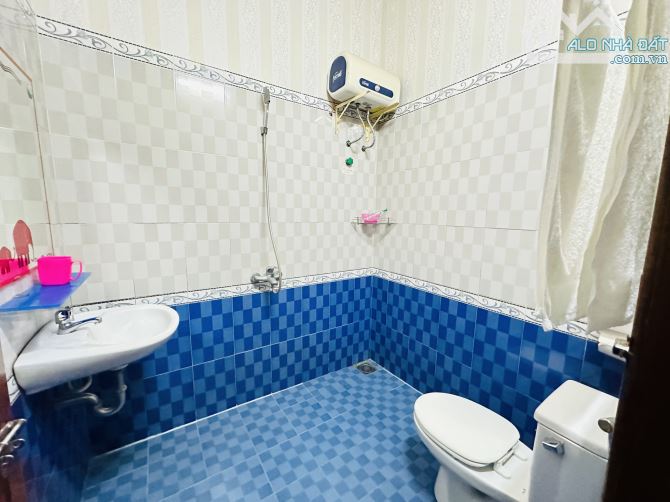 TOÀ MOTEL DÒNG TIỀN KHỦNG - VỊ TRÍ ĐẸP, 3 MẶT THOÁNG - PHÁP LÝ CHUẨN, PCCC ĐẨY ĐỦ. - 4