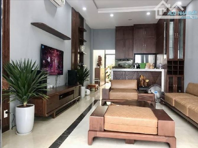 Bán nhà Hoa Lâm 5 tầng x 69m Mt 5,3m đg oto tránh, 2 thoáng kinh doanh đỉnh giá nhỉnh 9 tỷ - 1