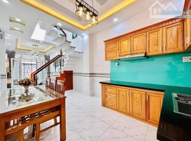 Bán nhà Q.Tân Bình hẻm 342 / Trịnh Đình Trọng, P.19 giá 4,3 tỷ/64,1m2 1 Hẻm 3,5m - 1