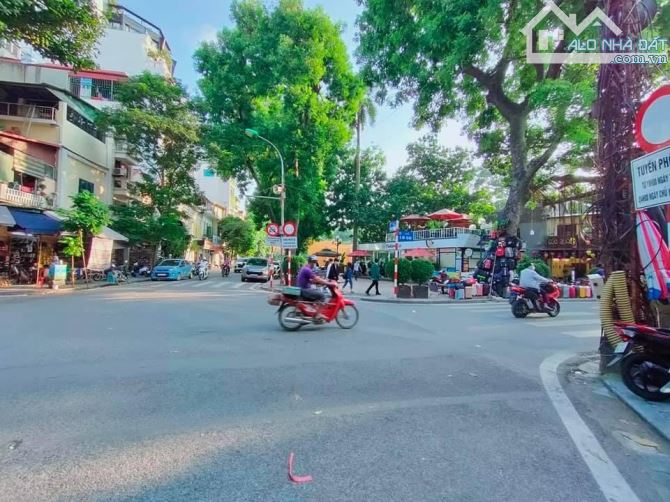 Hoa Hậu Mặt Phố Cổ, Hơn 100m2, 15m Tới Hồ Gươm, Đẳng Cấp Dành Cho Đại Gia.