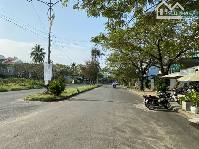 Big deal - lô đất duy nhất trục Lý Nam Đế - Time Hội An với giá cực tốt chỉ 12ty7 - 2