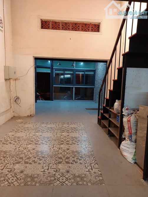 BÁN NHÀ MẶT PHỐ PHÙ ĐỔNG THIÊN VƯƠNG - LÔ GÓC HAI THOÁNG - 194m2 - MT8m - Giá 97 Tỷ. - 3