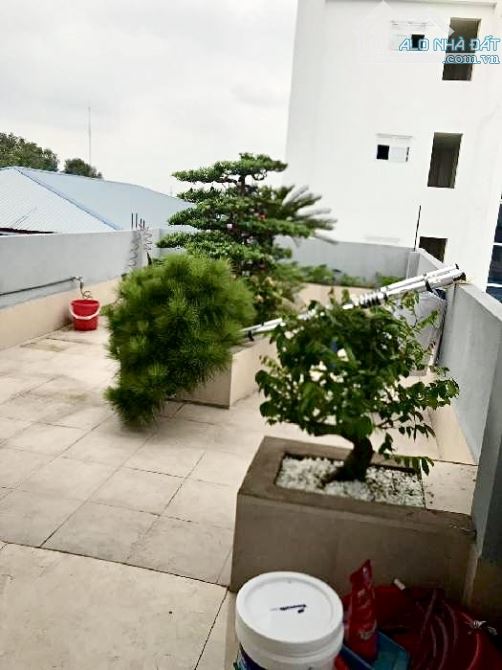 Bán nhà Hoa Lâm 5 tầng x 69m Mt 5,3m đg oto tránh, 2 thoáng kinh doanh đỉnh giá nhỉnh 9 tỷ - 5