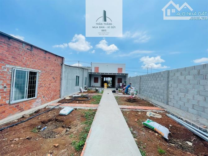 Bán đất tặng căn nhà mới ngay TT ngã 6 Đá Bạc gần KCN - Mặt Tiền TL 765 - 1