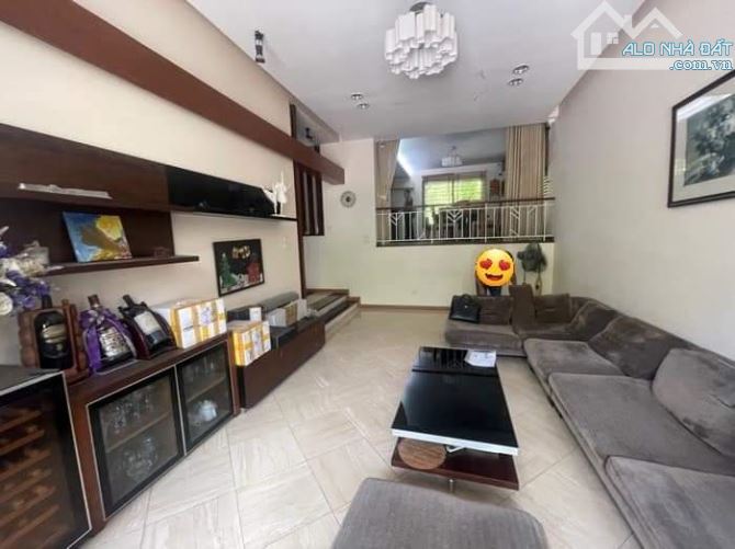 Bán biệt thự 152m2x5T giữa thủ đô quận Thanh Xuân, giá rẻ 27,5 tỷ - 2