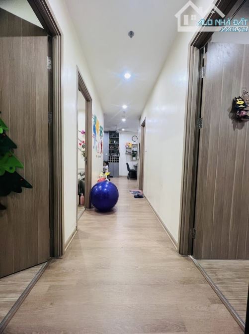 Cực rẻ! Cực hiếm! Bán Chung cư Xa La Lô Góc 2 ngủ 2 VS 3.75 tỷ - 8