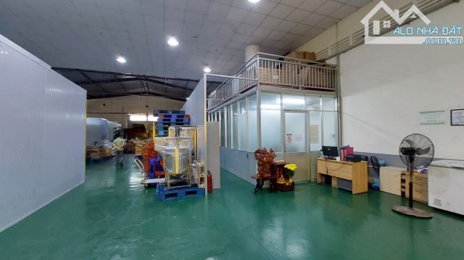 Cho thuê kho xưởng Quận 7 chuẩn trần la phông, nền epoxy - DTSD 400m cạnh KCX Tân Thuận.