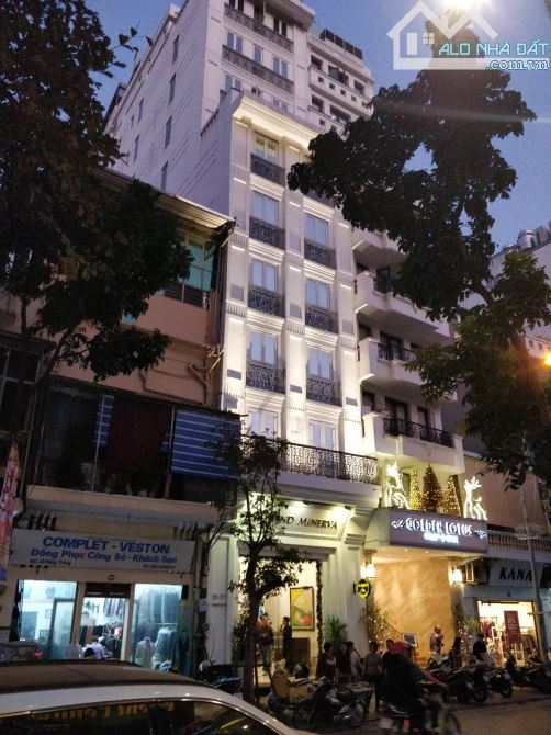 Bán Đất Mặt Phố  Hàng Bông- Hàng Gai-  Hoàn Kiếm 450m2 Mặt Tiền 12m  Vị Trí Đắc Địa  280 T