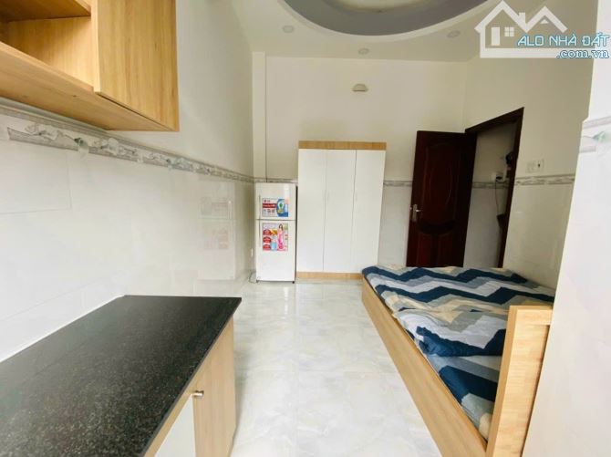 Cần bán CHDV Hoàng Hoa Thám, 104m2, 22P, 7 Tầng giá 16 tỷ - 1