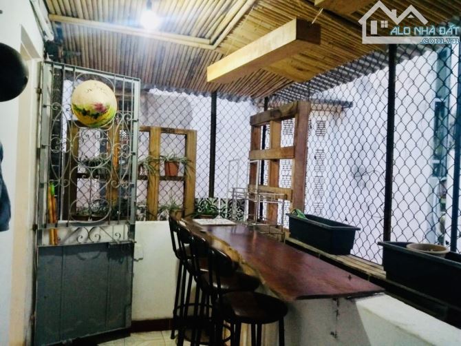 BÁN NHÀ TẬP THỂ TRẦN HƯNG ĐẠO HOÀN KIẾM - 60M 2PN- CĂN GÓC 3 THOÁNG KINH DOANH HOMESTAY - 2