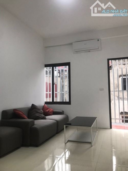 Cho thuê căn hộ 2 ngủ đủ đồ tại Nguyễn Công Trứ, DT 70m2 - 7