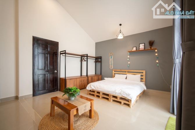 VILLA 2 MẶT TIỀN CỰC THOÁNG ĐƯỜNG CHÍNH VẠN HẠNH - 5