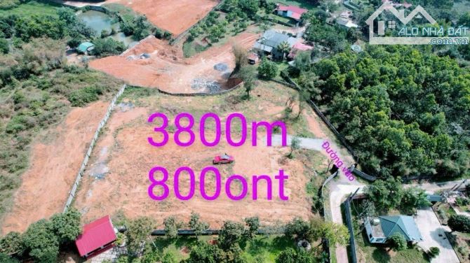 -Chính chủ gửi bán lô đất tổng diện tích 3818m2 trong đó có 800m2 đất ở lâu dài còn lại là