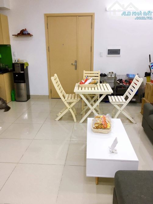 Cho Thuê Căn hộ Oriental Plaza ,2PN , 2WC , 78m2 , Nội Thất , Giá 10 triệu / tháng