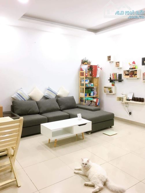 Cho Thuê Căn hộ Oriental Plaza ,2PN , 2WC , 78m2 , Nội Thất , Giá 10 triệu / tháng - 1