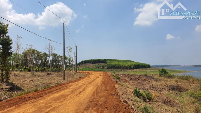 Cần bán 2.749m2 mặt tiền đường vành đai, view hồ Sông Ray tuyệt đẹp - 1