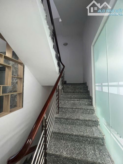Chính chủ gửi bán nhà mặt tiền đường 442 p. Tăng Nhơn Phú A, Q9 ,tp . Thủ Đức .hcm -11.5tỷ - 2
