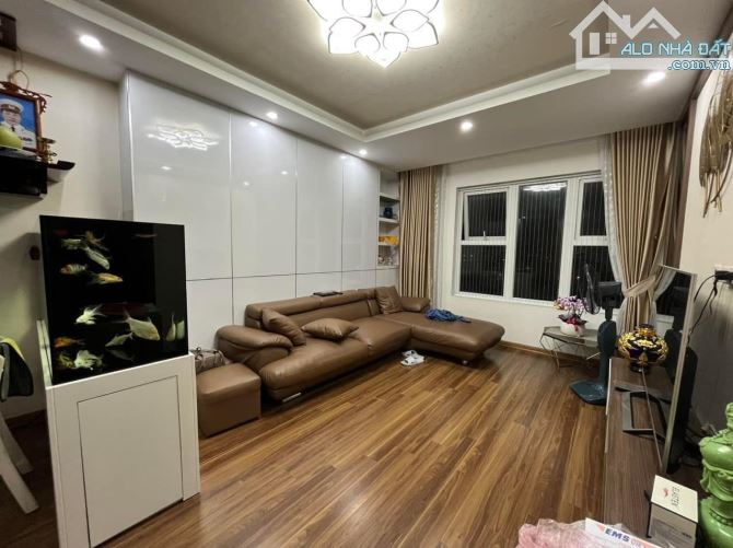 Bán CHCC FLC Star Tower 418 Quang Trung  Hà Đông 82m2 - 2pn -2wc Giá 4.45 tỷ - 5