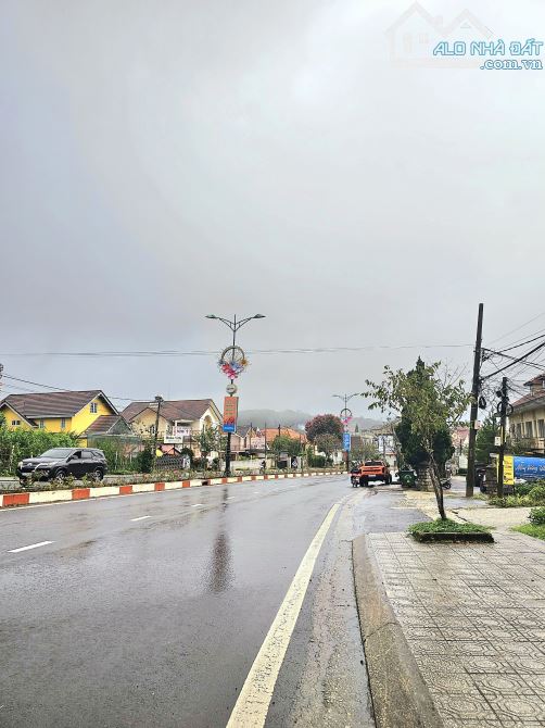 Cần bán lô đất mặt tiền đường 3/4,P3, tp Đà Lạt. 1395m² - 185ty. Xây khách sạn 5 sao - 10
