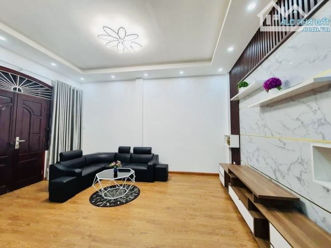 Bán nhà Lê Thanh Nghị, Đồng Tâm, Hai Bà Trưng,gần Giải Phóng,Trần Đại Nghĩa. Giá: 13,2 tỷ