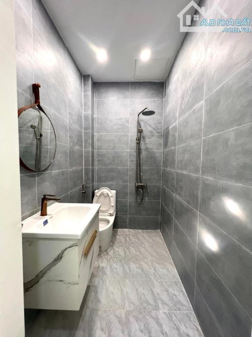 Chủ gửi bán nhà Q.12, P.Đông Hưng Thuận hẻm 108/ khu phố 1 giá 4,2 tỷ/64m2 1 lầu