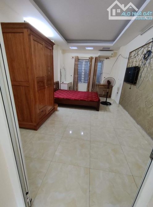 ✔️✳️BÁN NHÀ LĨNH NAM 30M,5T, MT3,5M , NHÀ DÂN XÂY CÁCH 15 M RA OTO - SỔ VUÔNG ĐẸP✳️✳️✳️