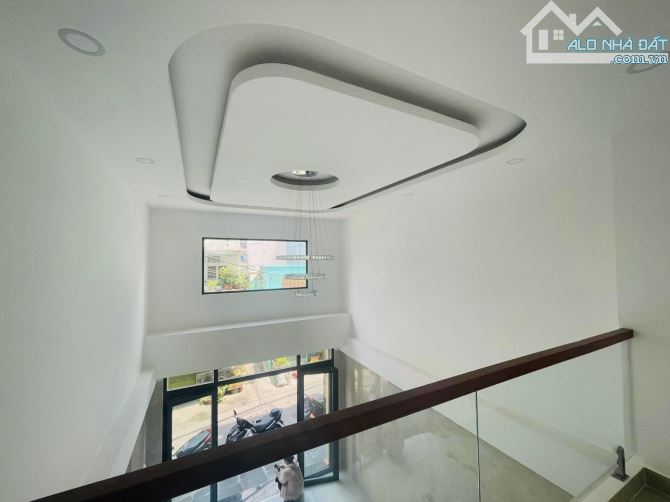 VIP P.01- Xe Hơi Ngay PHAN ĐÌNH PHÙNG- ĐOÀN THỊ ĐIỂM- 63m2(3.8/4.8x16)- 5Lầu- 6PN - 5